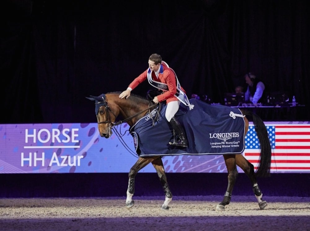 HH Azur Caballo del Año McLain Ward